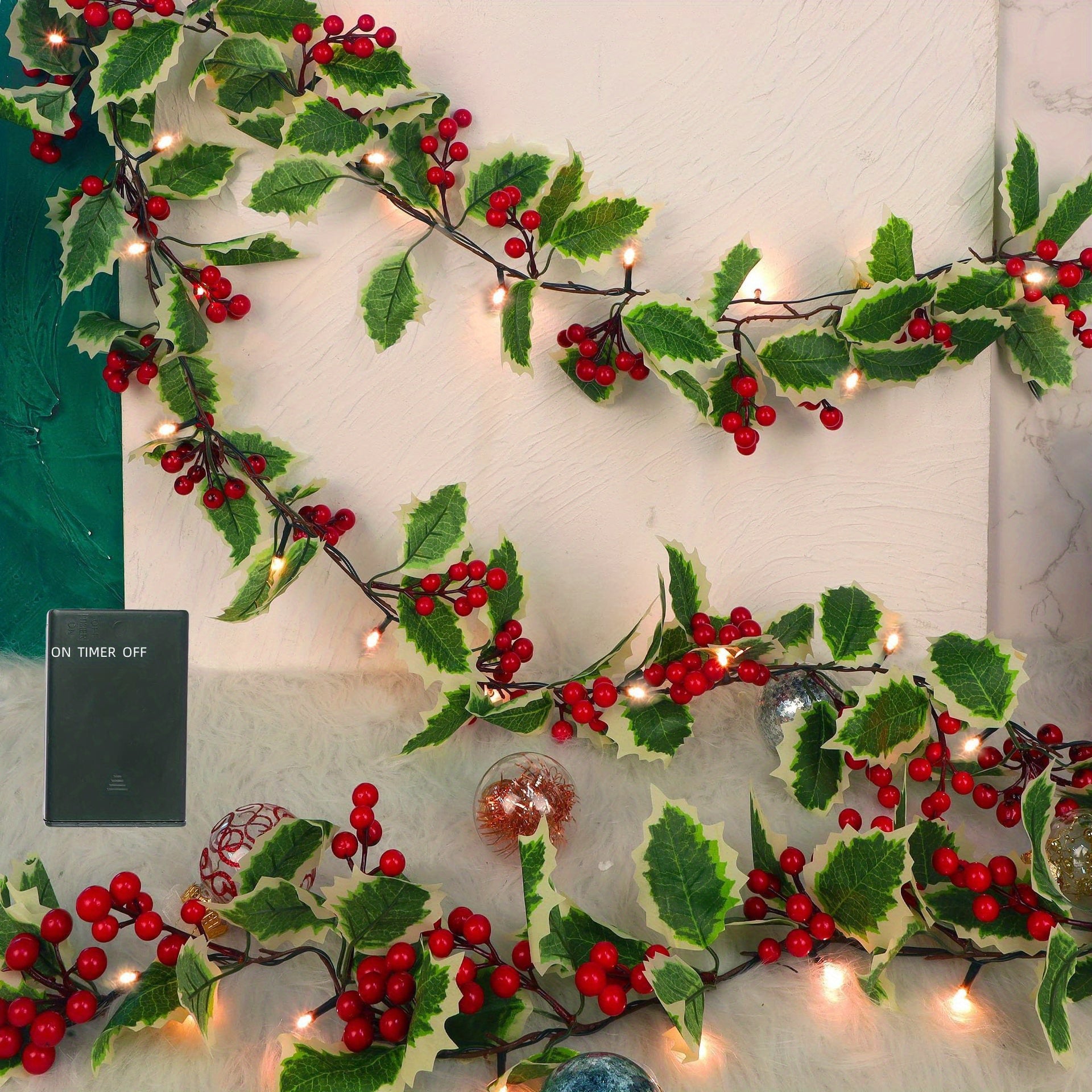1-Set Festive 30-LED Lighted Christmas Garland (167.64 cm) with Red Berries & Holly Leaves – Battery Operated, Classic Design for Indoor or Outdoor Use. Perfect for Fireplace, Doorways, Gates, and Rooms. Ideal for Christmas