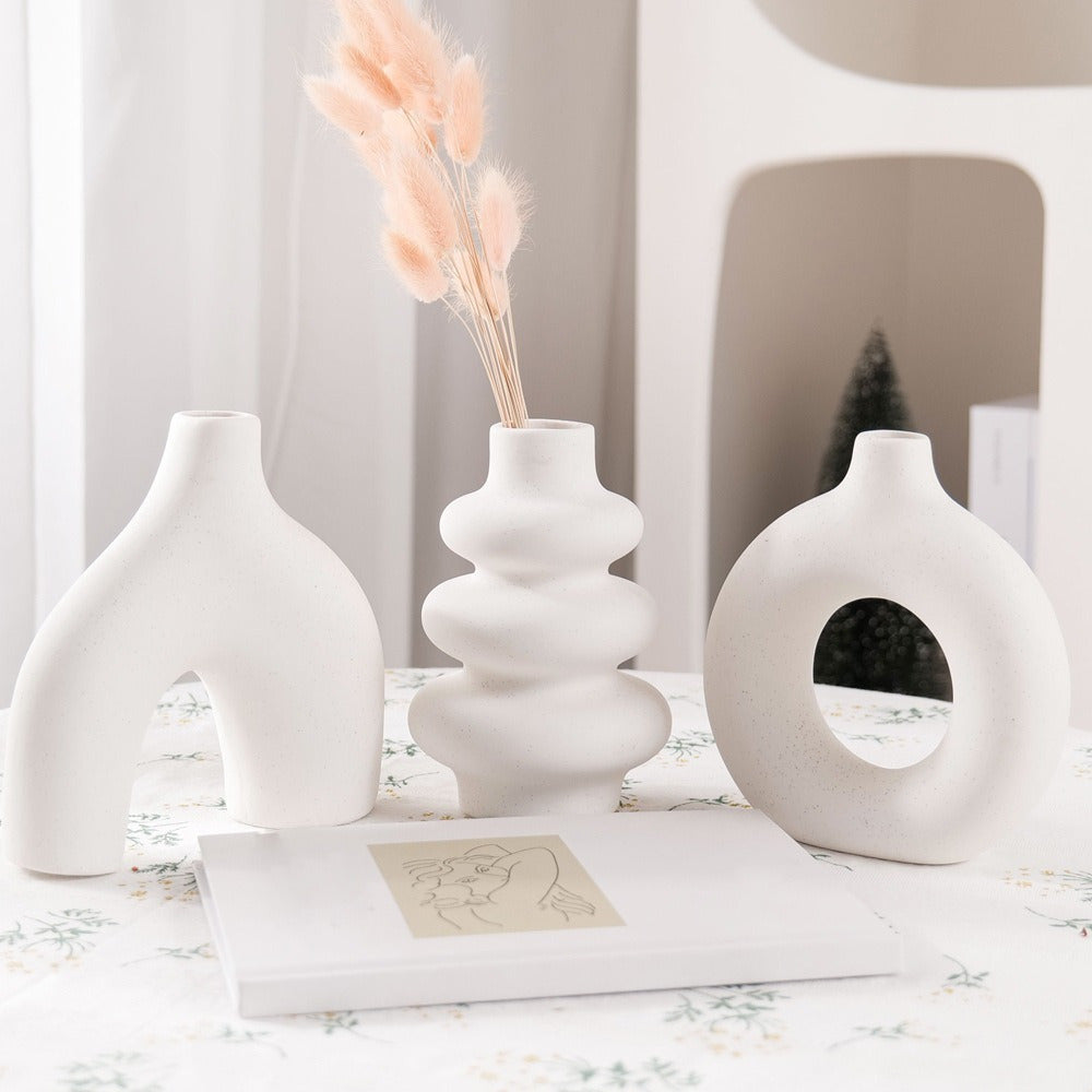 3-Piece Bohemian Ceramic Vase Set – Modern Geometric Round Decorative Vases in White Donut and Gourd Shapes. Perfect for Table Centerpieces, Living Room, Bedroom, Wedding, and Valentine’s Day Décor. An Elegant Choice for