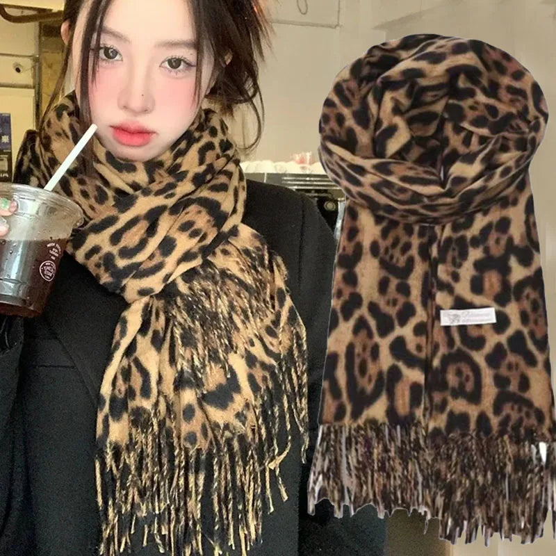 Luxury Leopard Print Tassel Scarf – Imitation Cashmere Wrap for Women. Thick, soft, and windproof design provides warmth and style during autumn and winter. Perfect as a fashionable shawl, wrap, or neck warmer for any occas