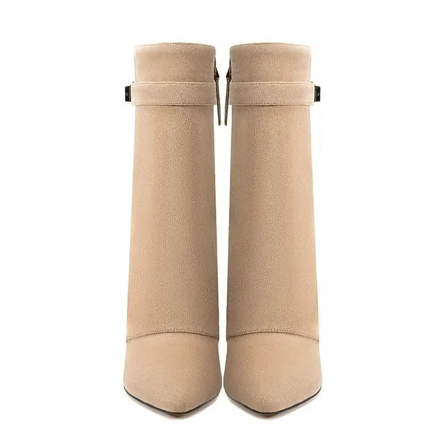 2025 Autumn/Winter Collection – Women’s Pointed-Toe Knee-High Boots with Metal Buckle. Featuring a thick high heel and sleek mid-leg design for a chic, fashionable look. Perfect for pairing with dresses or pants for elega
