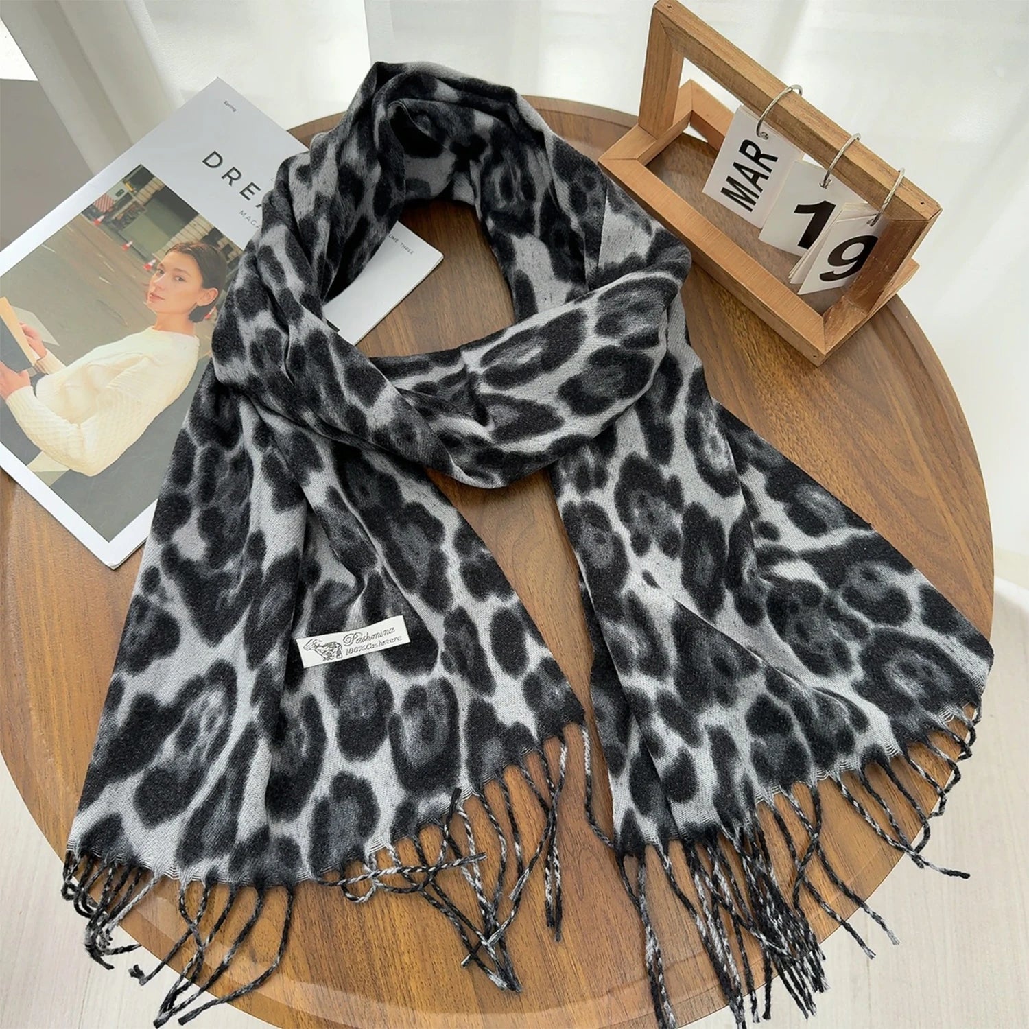 Luxury Leopard Print Tassel Scarf – Imitation Cashmere Wrap for Women. Thick, soft, and windproof design provides warmth and style during autumn and winter. Perfect as a fashionable shawl, wrap, or neck warmer for any occas