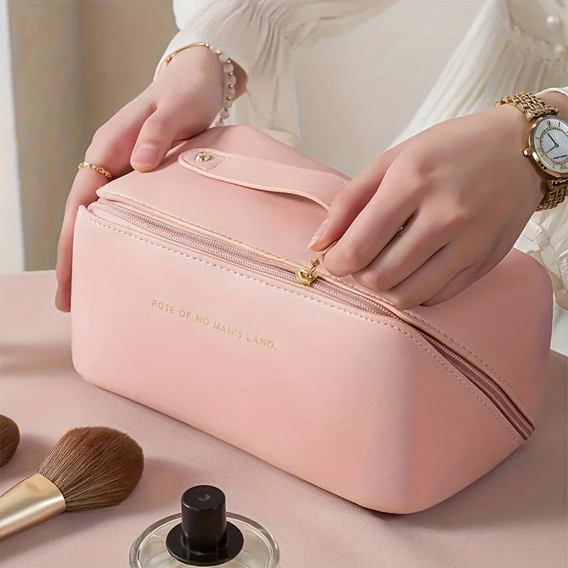 Luxury Makeup Organizer Bag – Women’s Travel Toiletry Case with Zipper. Elegant and functional cosmetic storage pouch designed to keep your beauty essentials organized at home or on the go. Perfect for travel, daily use,